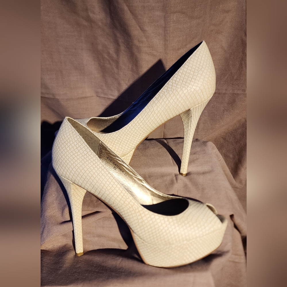 Gomax Platform Stilettos Pre-Loved - image 2